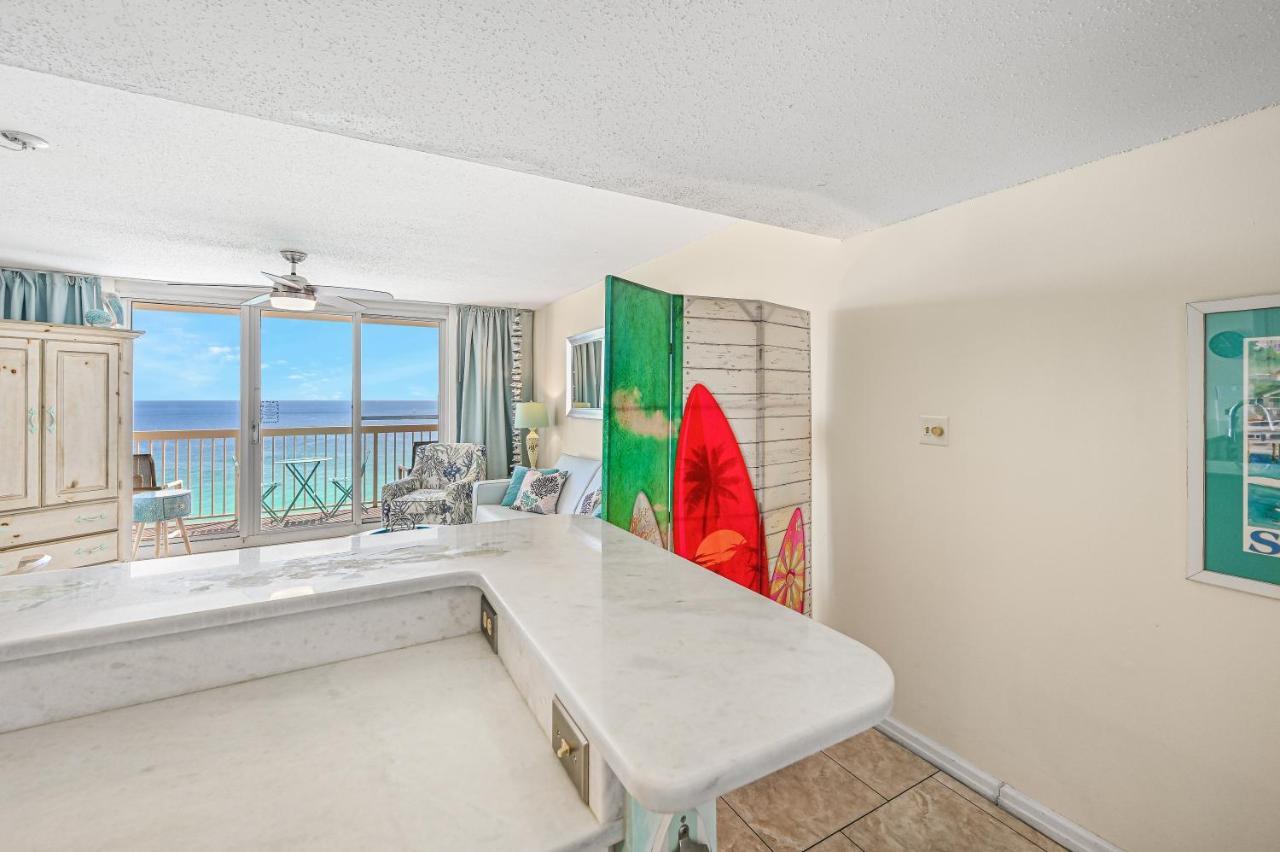 Pelican Beach Resort Rentals 데스틴 외부 사진
