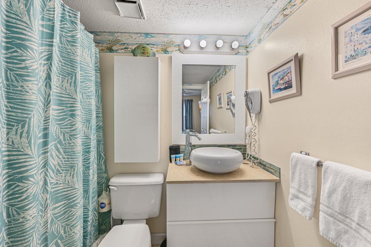 Pelican Beach Resort Rentals 데스틴 외부 사진